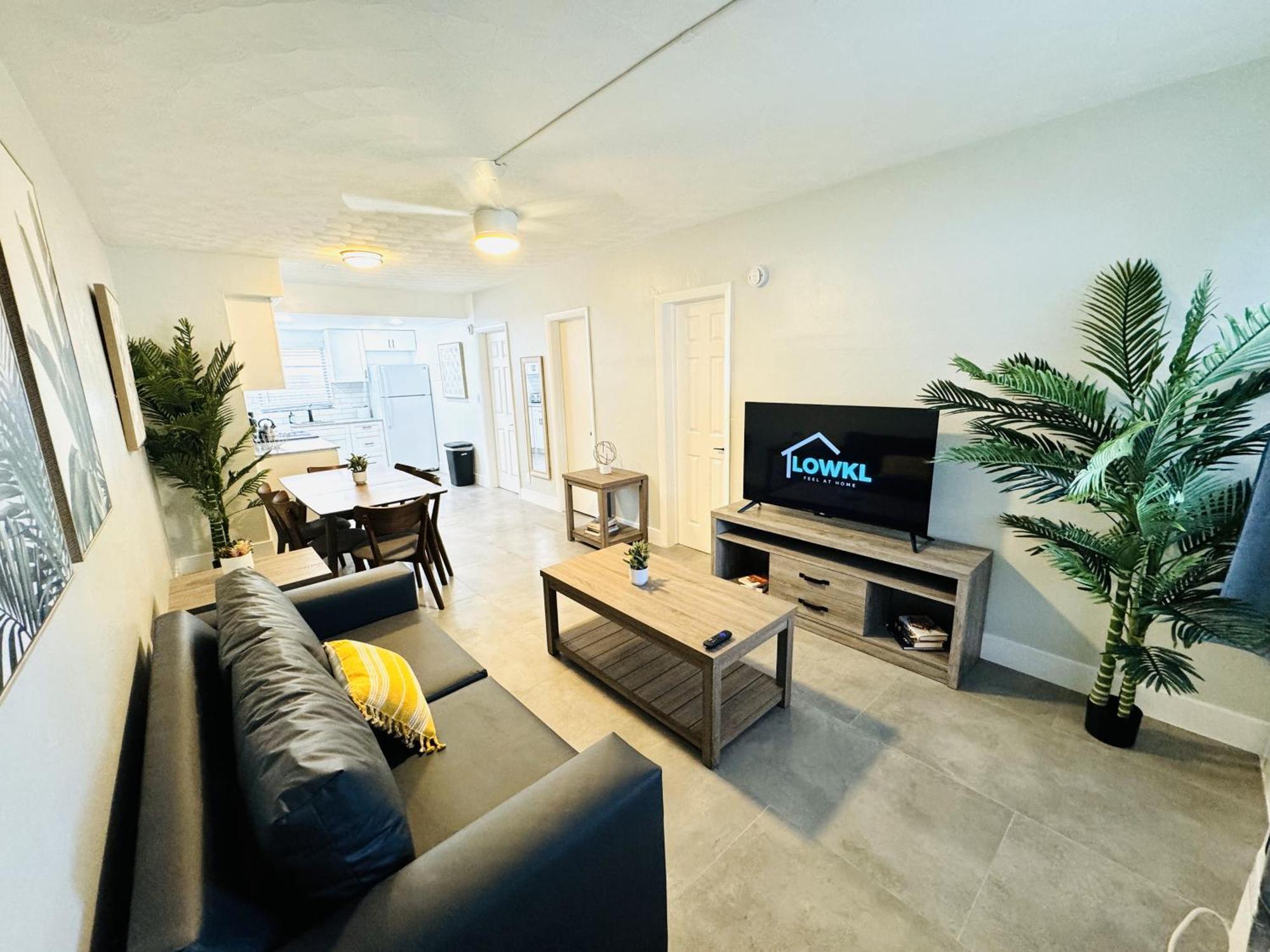 Holiday Park Apartments By Lowkl Fort Lauderdale Extérieur photo