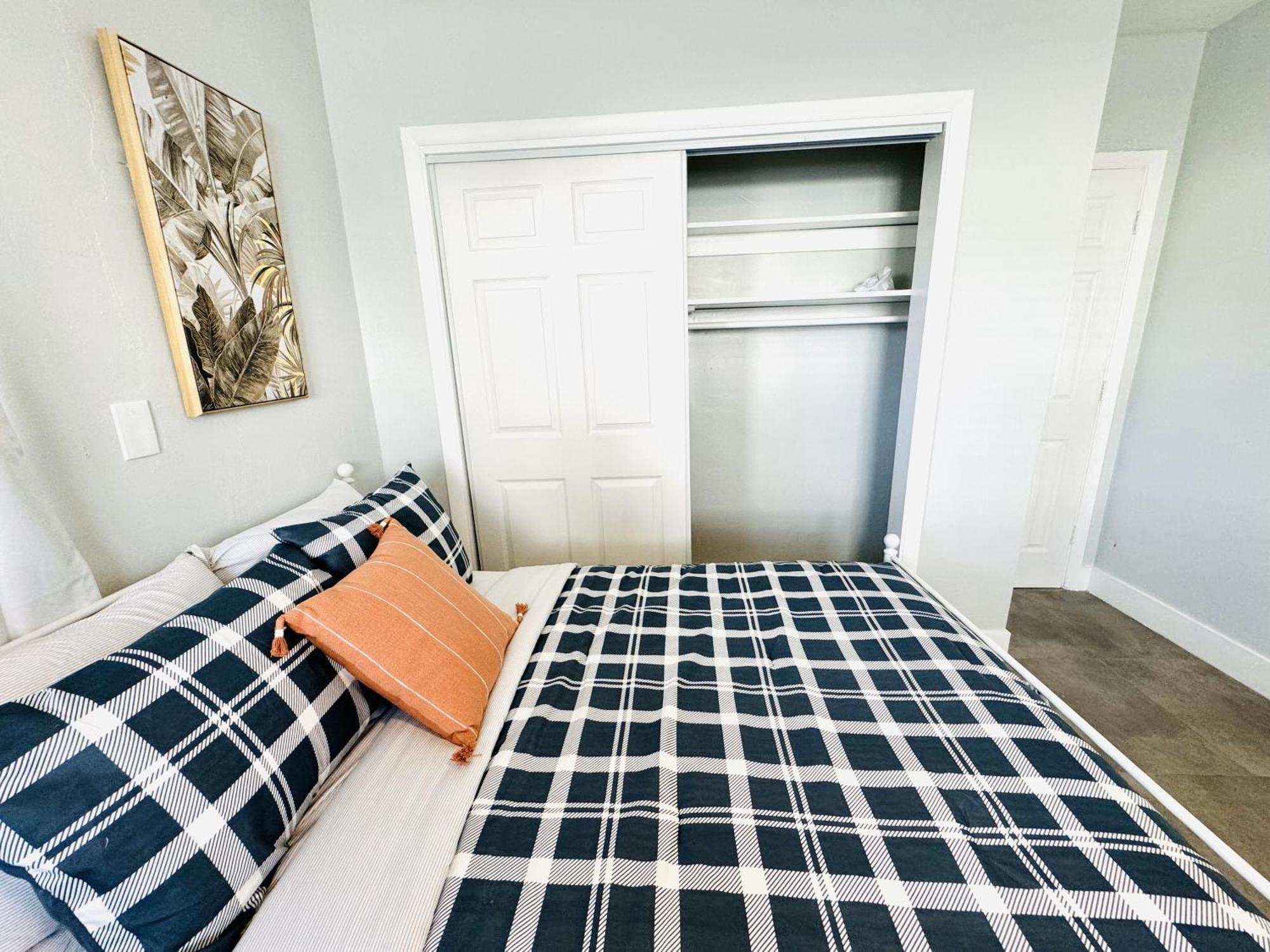 Holiday Park Apartments By Lowkl Fort Lauderdale Extérieur photo